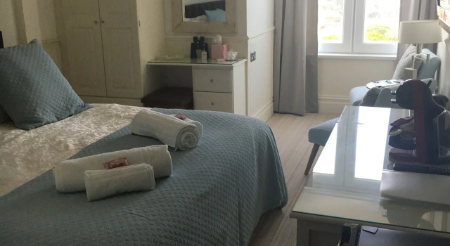 Lazy Waves, Rezervasyon Otel Newquay Cornwall