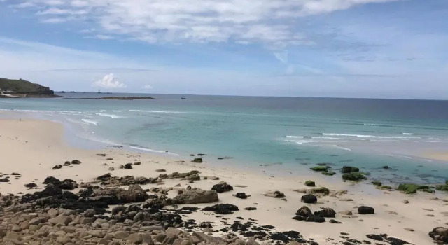 Апартаменты Beautiful coastal bungalow, Sennen, Porthcurno,sea