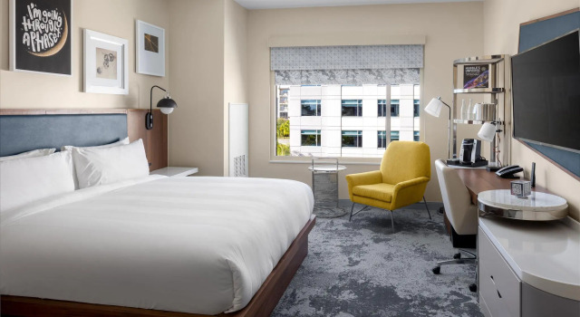 Полулюкс The Celeste Hotel, Orlando, a Tribute Portfolio Hotel