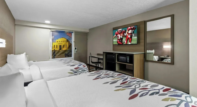 Четырёхместный номер Superior Red Roof Inn Radcliff - Fort Knox