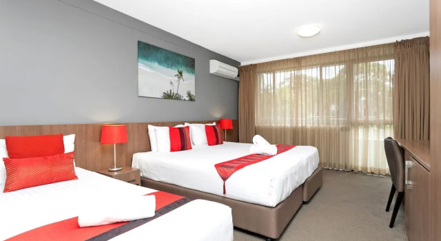 Двухместный номер Standard с балконом Peninsula Nelson Bay Motel and Serviced Apartments
