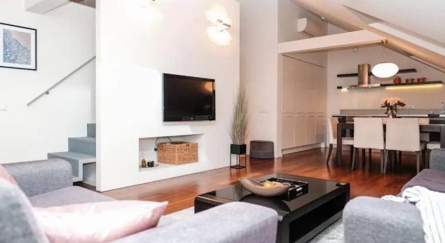 #stayhere - Spacious Luxury Town Hall 3BDR Apartment, Забронировать Апартаменты/квартира Апартаменты Вильнюса, рядом с Костел Святой Анны, Апартаменты/квартира