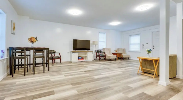 Ludlow Townhome: 3 Mi to Okemo Mountain!
