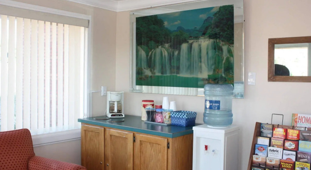 A-1 Budget Motel, Book Motel Klamath Falls Oregon