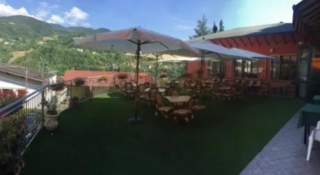 Albergo Ristorante Galli, Забронировать Отель Пьевепелаго Abetone Ski