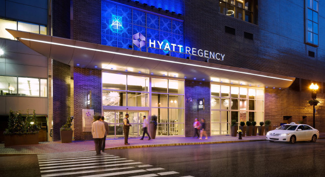 Hyatt Regency Boston, Забронировать Отель Отели Бостона 4 звезды, рядом с Королевская часовня и кладбище, 4*