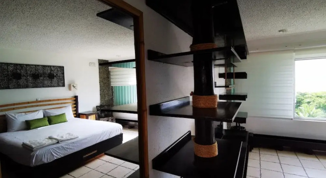 Двухместные апартаменты с видом на залив Brisas Beachfront Studios in Hotel Zone