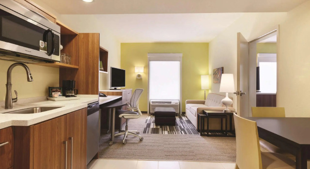 Двухместный люкс Premium c 1 комнатой Home2 Suites by Hilton College Station