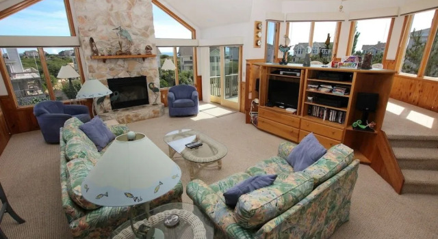 Footprints In The Sand - 5 Br Home