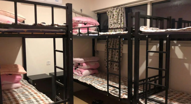 Кровать в общем номере (женский номер) Loving Chengdu Youth Hostel