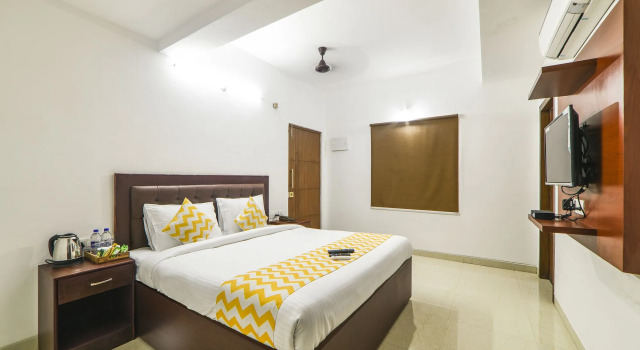 FabHotel Limestone Suites - Near Yashoda Hospitals, Somajiguda, Забронировать Отель Недорогие отели Хайдарабада, рядом с Jalavihar, недорого