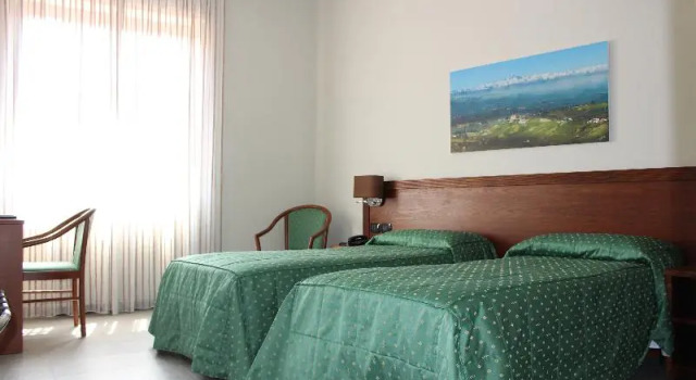 Трёхместный номер Standard Цокольный этаж Hotel Il Grappolo DOro
