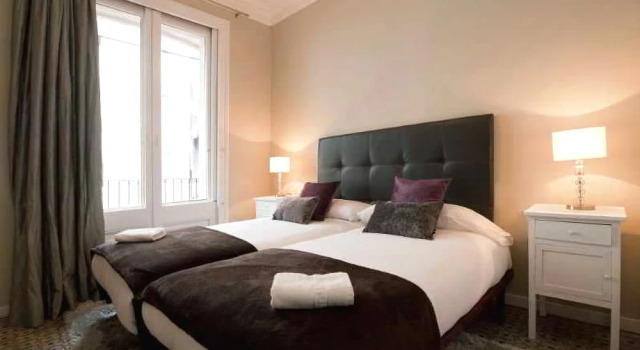 Dailyflats Modern Ramblas, Забронировать Отель Отели Барселоны 4 звезды, рядом с Sala Cultural de la Caja de Madrid, 4*
