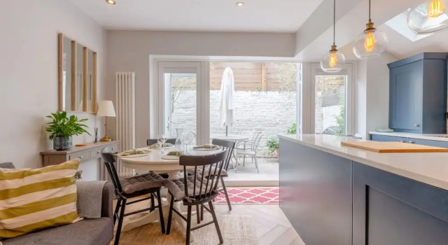 Stylish 1 Bedroom Flat in Fulham With Patio