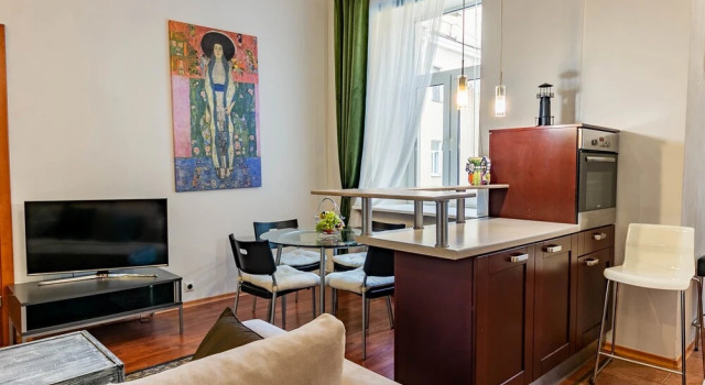 Atmospheric apartment on Nevsky prospect, Забронировать Апартаменты/квартира Апартаменты Санкт-Петербурга, рядом с Лофт-проект «Этажи», Апартаменты/квартира