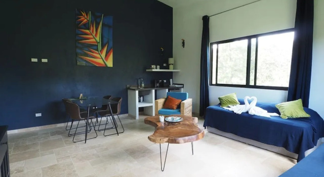 Номер Standard Blue Jungle Lodge