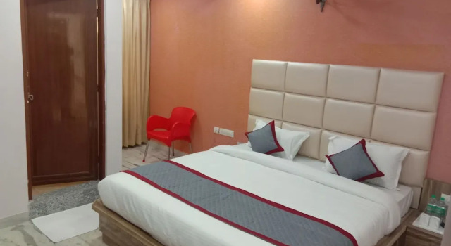 OYO 6893 Hotel Airport View, Забронировать Отель Отели штата Раджастхана с парковкой, Парковка