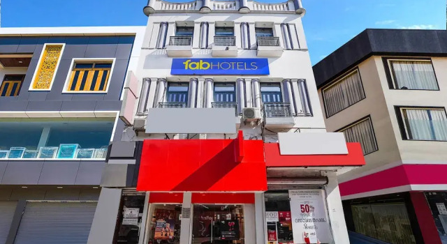 FabHotel Rivlet Premium, Забронировать Отель Отели Нью-Дели с завтраком, Завтраки