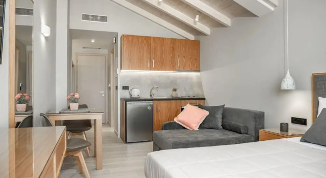 Студия Alektor Studios & Apartments