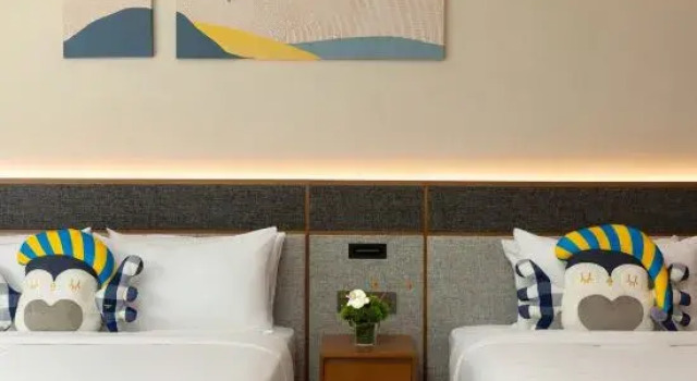 Четырёхместный люкс voco Ningbo Dongqian Lake by IHG
