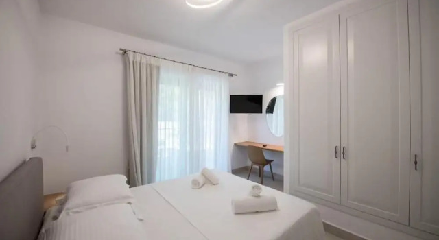 Grand View Elios, Забронировать Отель Отели Скопелос с парковкой, Парковка