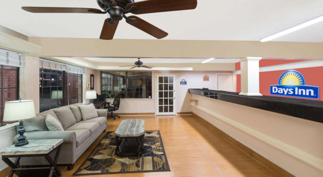 Econo Lodge College Station, Book Hotel Billige hoteller i College Station