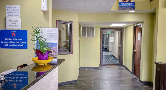 Quality Inn & Suites, Prenota Hotel Elkhart 