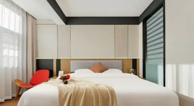 Двухместный люкс Deluxe Caihua Hotel (Hejing Plaza)