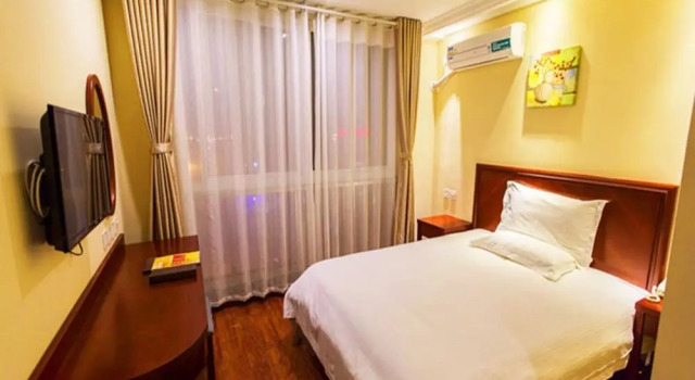 Двухместный номер Superior GreenTree Inn Xuzhou High Speed Railway Zhanqian Square Hotel