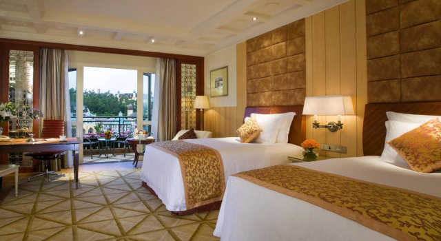 OCT Hotel Shenzhen Interlaken Town House, Забронировать Отель Отели Шэньчжэнь с парковкой, Парковка