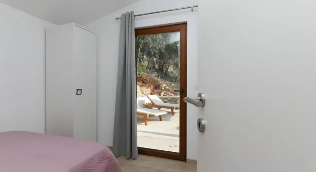 House Martinic, Prenota Hotel Pučišća 
