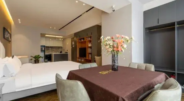 Люкс R Hotel Kunming