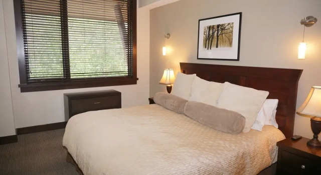 120 Carriage Way #2205 (203157-9419) - 2 Br Condo