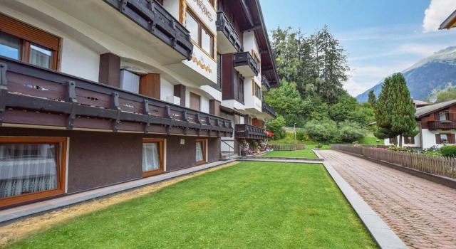 Amazing Apartment in Racines/ratschings With Wifi and 2 Bedrooms