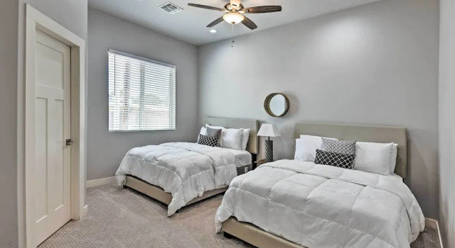 7 Mi to Dtwn Phoenix: Home w/ Patio & Yard, Rezerwuj Dom wakacyjny Phoenix Scottsdale