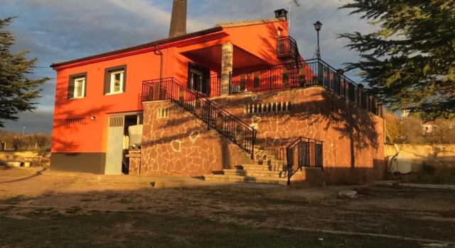 Casa naranja, Book Hotel Hotels in Aragon with Parking, Parking