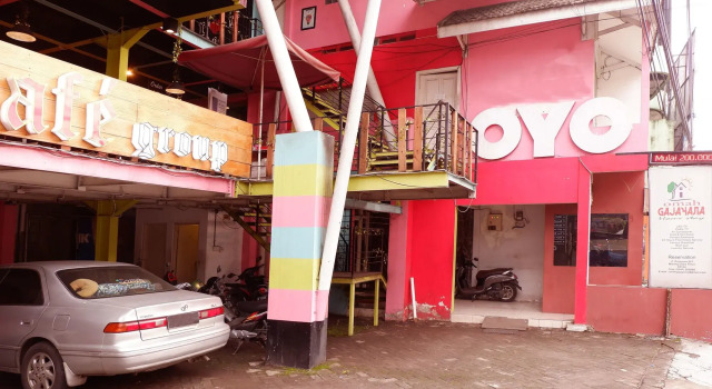 OYO Life 93382 Gajayana Kost Female Only Syariah, Buchen Sie Hotel Malang Jawa Timur, in der Nähe von Museum Mpu Purwa