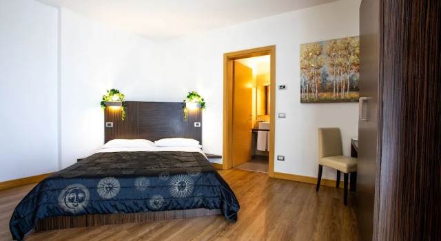 Двухместный номер Standard с балконом и с красивым видом из окна Matrix Hotel & Residence