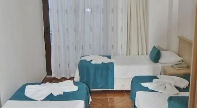 Трёхместный номер Yeshill Beach Hotel