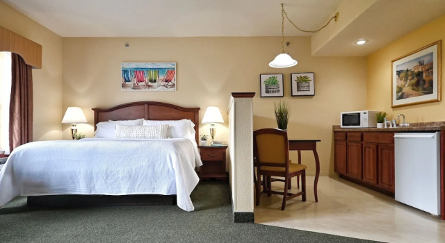 Двухместный полулюкс Four Seasons Island Resort