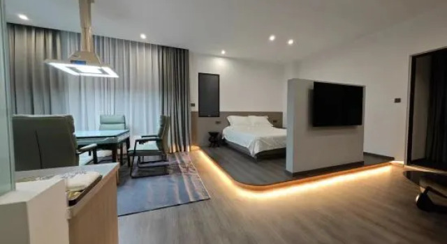 Люкс Laiyin Lake Loft Homestay (Changzhi Island Branch)