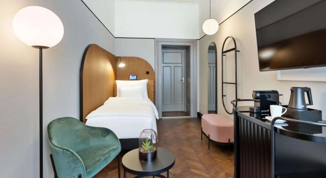 Одноместный номер Classic Hotel Astoria Vienna, Curio Collection by Hilton