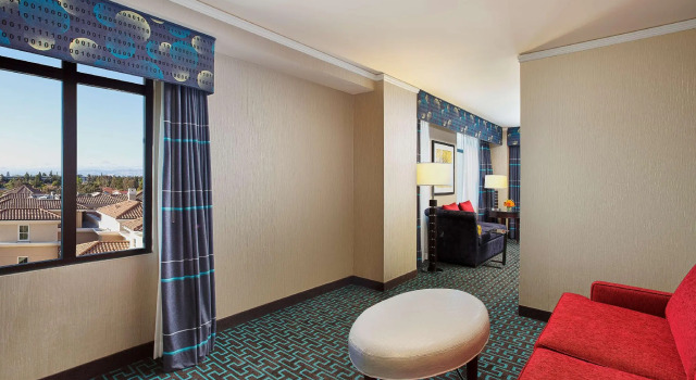Двухместный номер Standard Juniper Hotel Cupertino, Curio Collection by Hilton