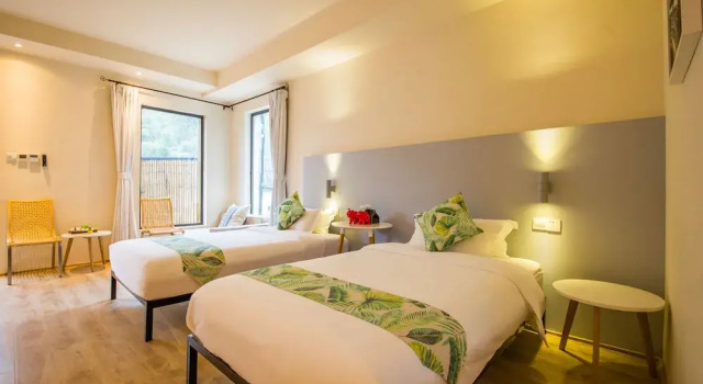 Двухместный номер Comfort Floral Hotel Moganshan Cuiyu Resort