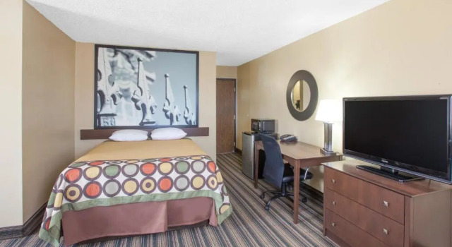 Люкс Deluxe Super 8 by Wyndham Natchitoches