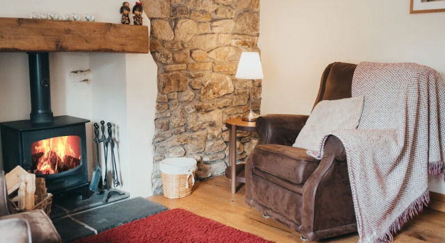 Cottage - Sleeps 4 - Garden - Parking