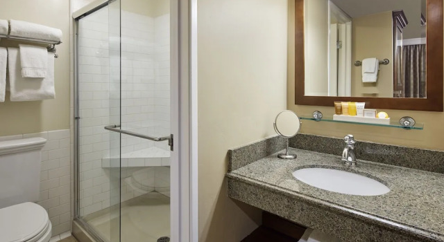 Двухместный номер Standard с видом на залив Glorietta Bay Inn