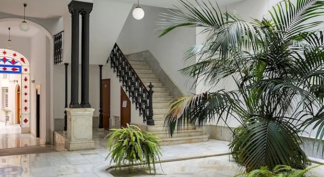 Prime Location 3 BD Duplex With Patio. Fernandez y Gonzalez