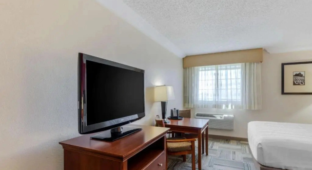 Одноместный номер Standard Best Western Plus Loveland Inn
