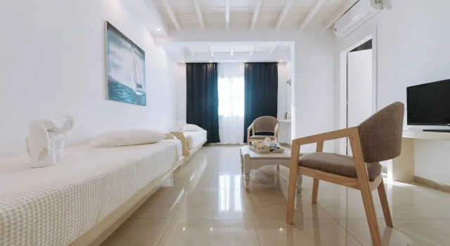 Naxian Emerald Hotel, Забронировать Отель Отели острова Наксоса 4 звезды, рядом с Пляж Айос Прокопиос, 4*